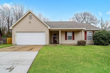 4712 W BENDING OAKS RD Memphis, TN 38128